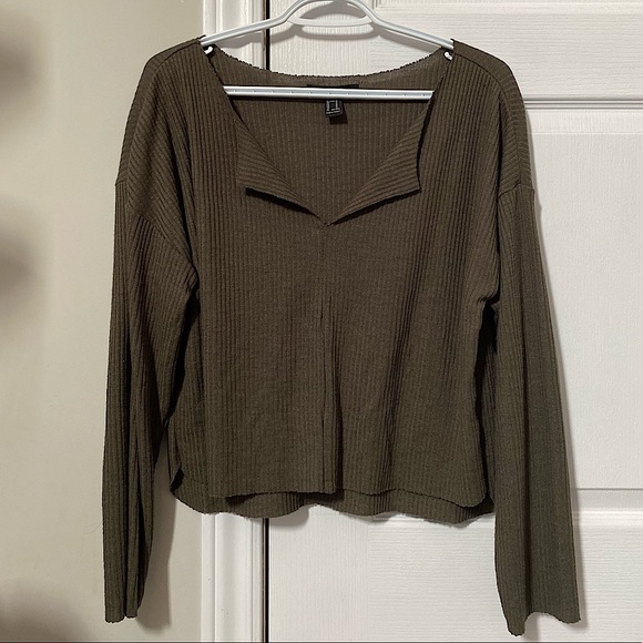 Forever 21 Top - Picture 1 of 1